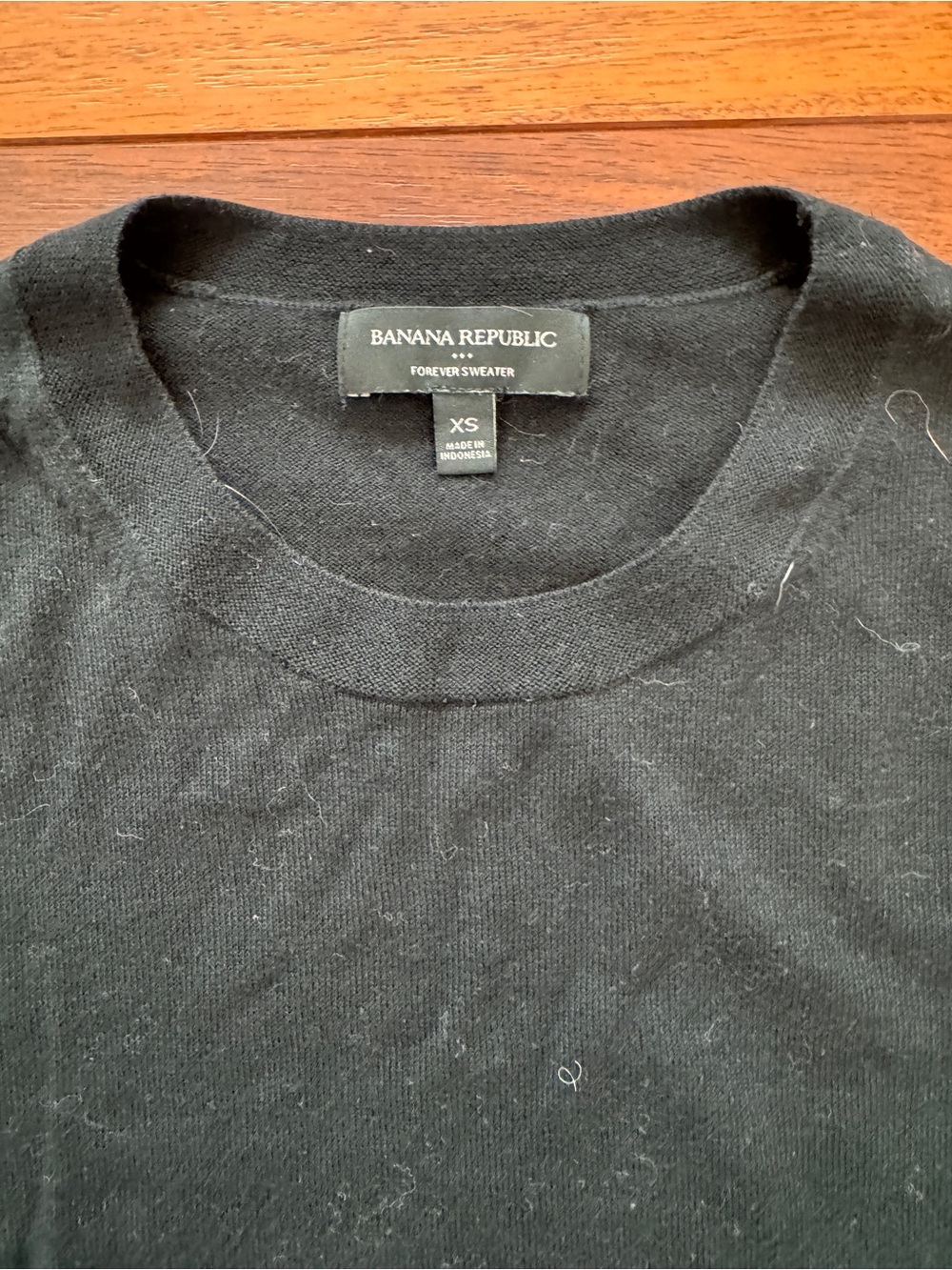 Banana Republic Forever Sweater 3-Pack | XS | Black, White & Light Blue - Picture 4 of 15